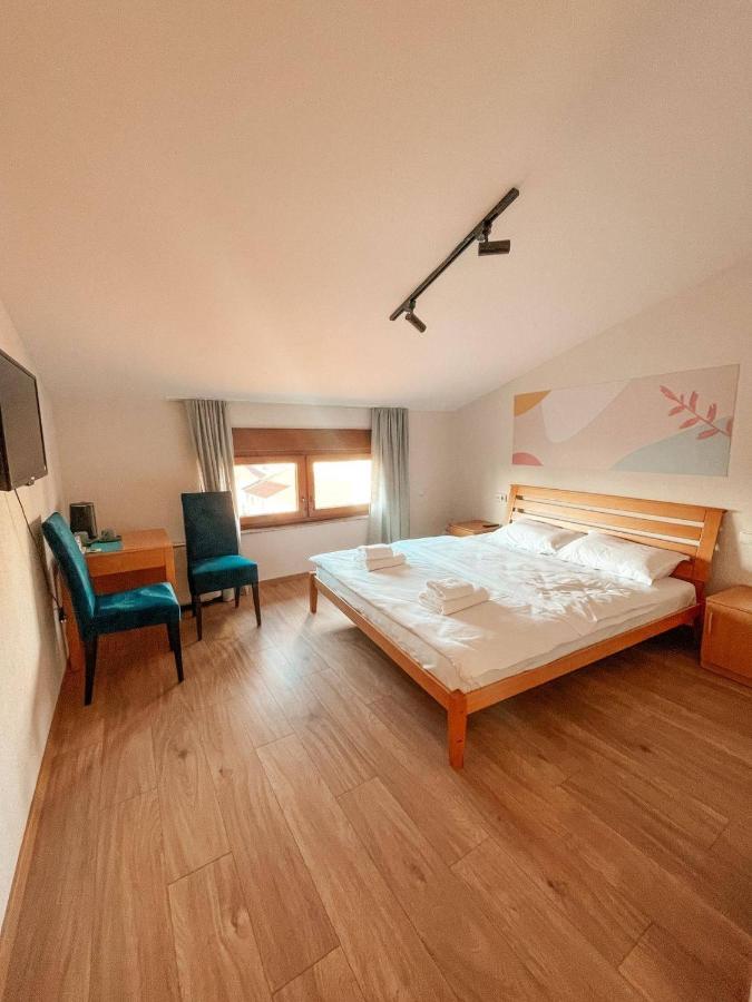 Mint Hotel Prizren Eksteriør bilde