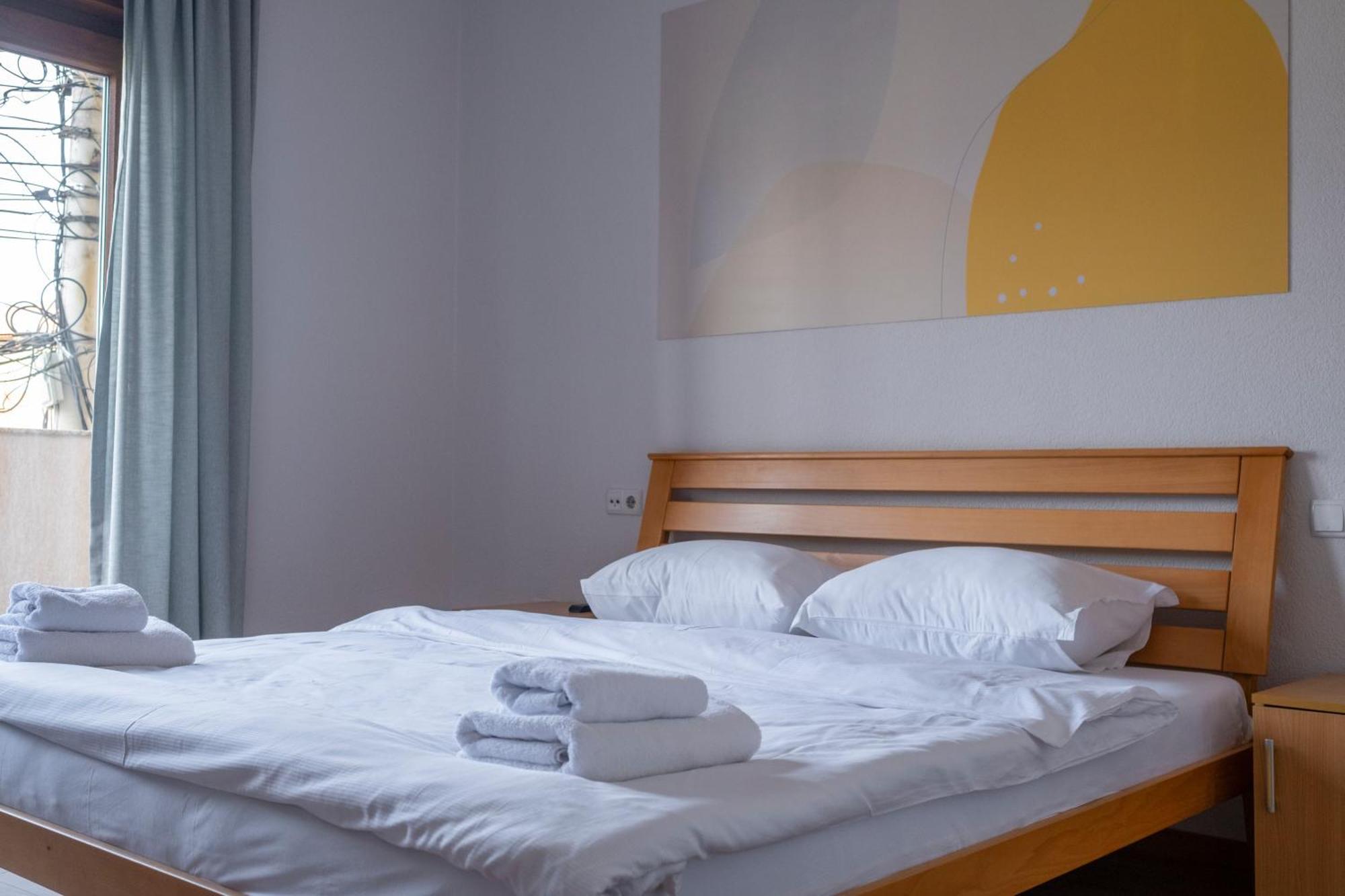 Mint Hotel Prizren Rom bilde